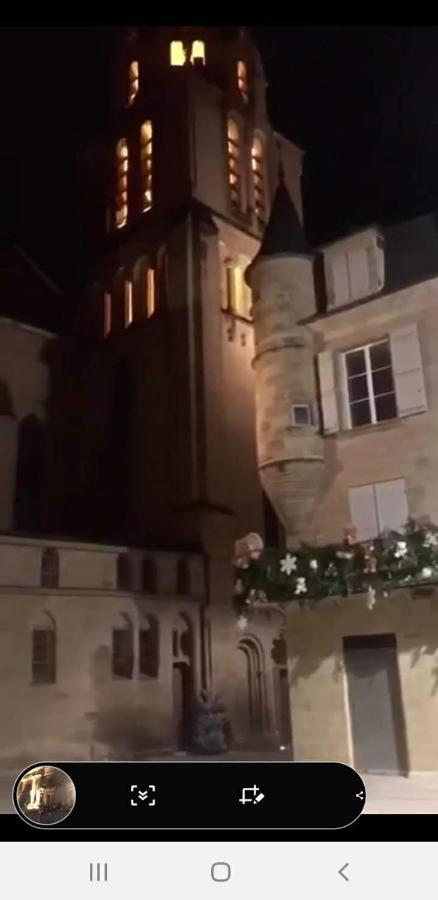 Chambre Climatisee Au Coeur De Brive Avec Televiseur Connecte Wifi Netflix Экстерьер фото